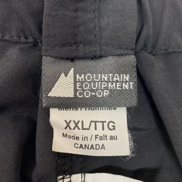 MEC Cargo Style Hiking Shorts Black - Picture 7 of 12